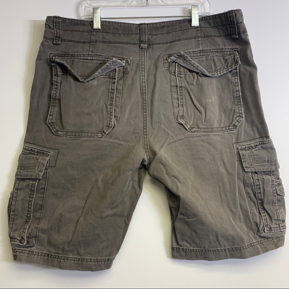 Unionbay men’s cargo shorts size 36